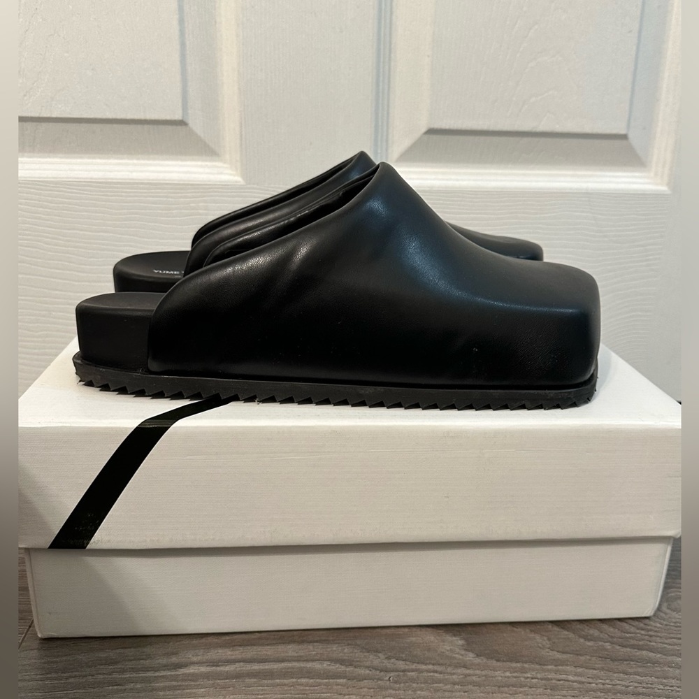 YUME YUME Truck Slide Black Vegan Leather EUR 42